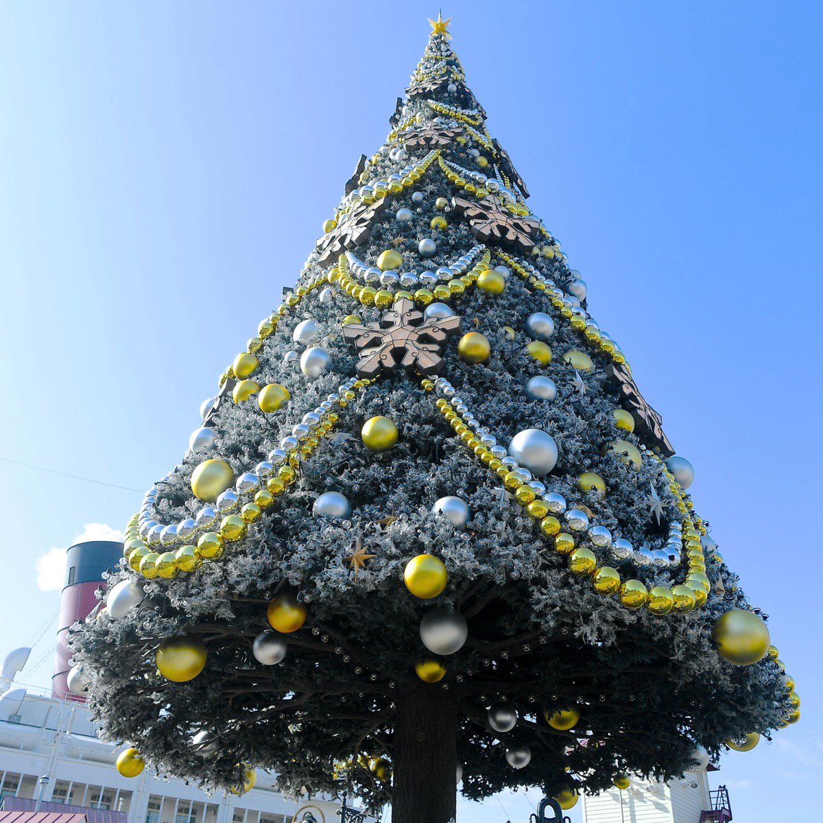 白と金に輝く 東京ディズニーシー クリスマス ウィッシュ2017