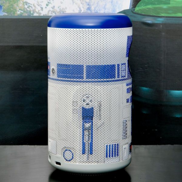 「R2-D2」デザインのモバイルプロジェクター！「Anker Nebula Capsule II R2-D2™ Edition」